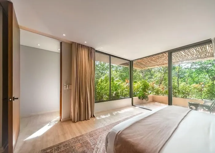 Caiman Luxury 5br In Santos *
